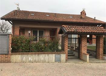PORZIONE DI BIFAMILIARE A PECETTO TORINESE